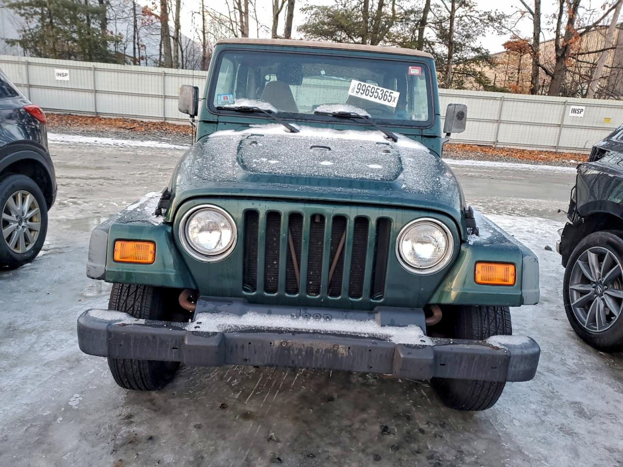 Jeep Wrangler Sport Image 3