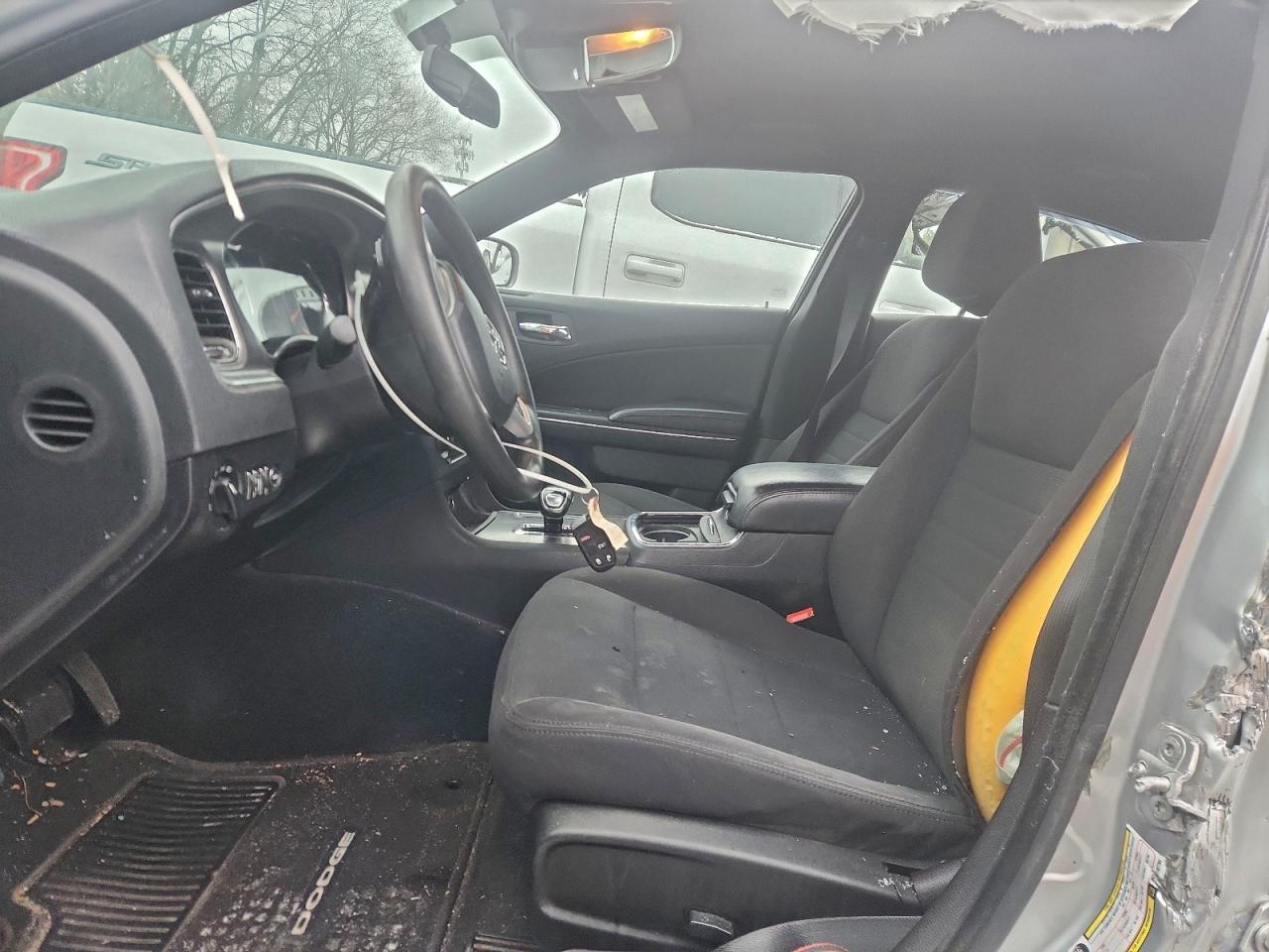 Dodge Charger Se Image 5