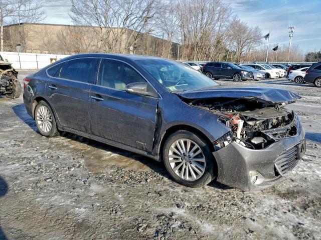 Toyota Avalon Hybrid Image 9