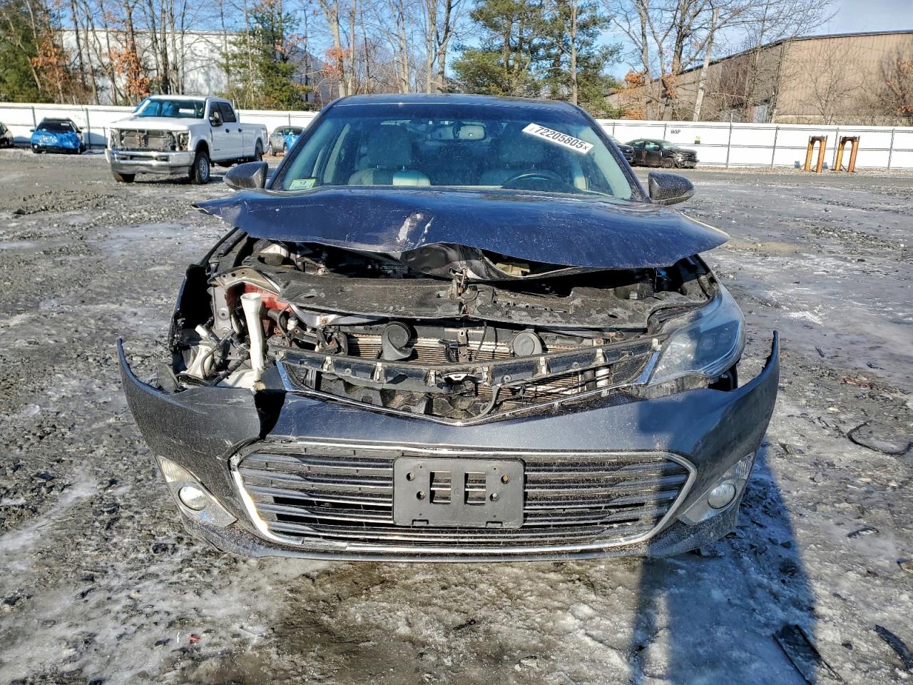Toyota Avalon Hybrid Image 6