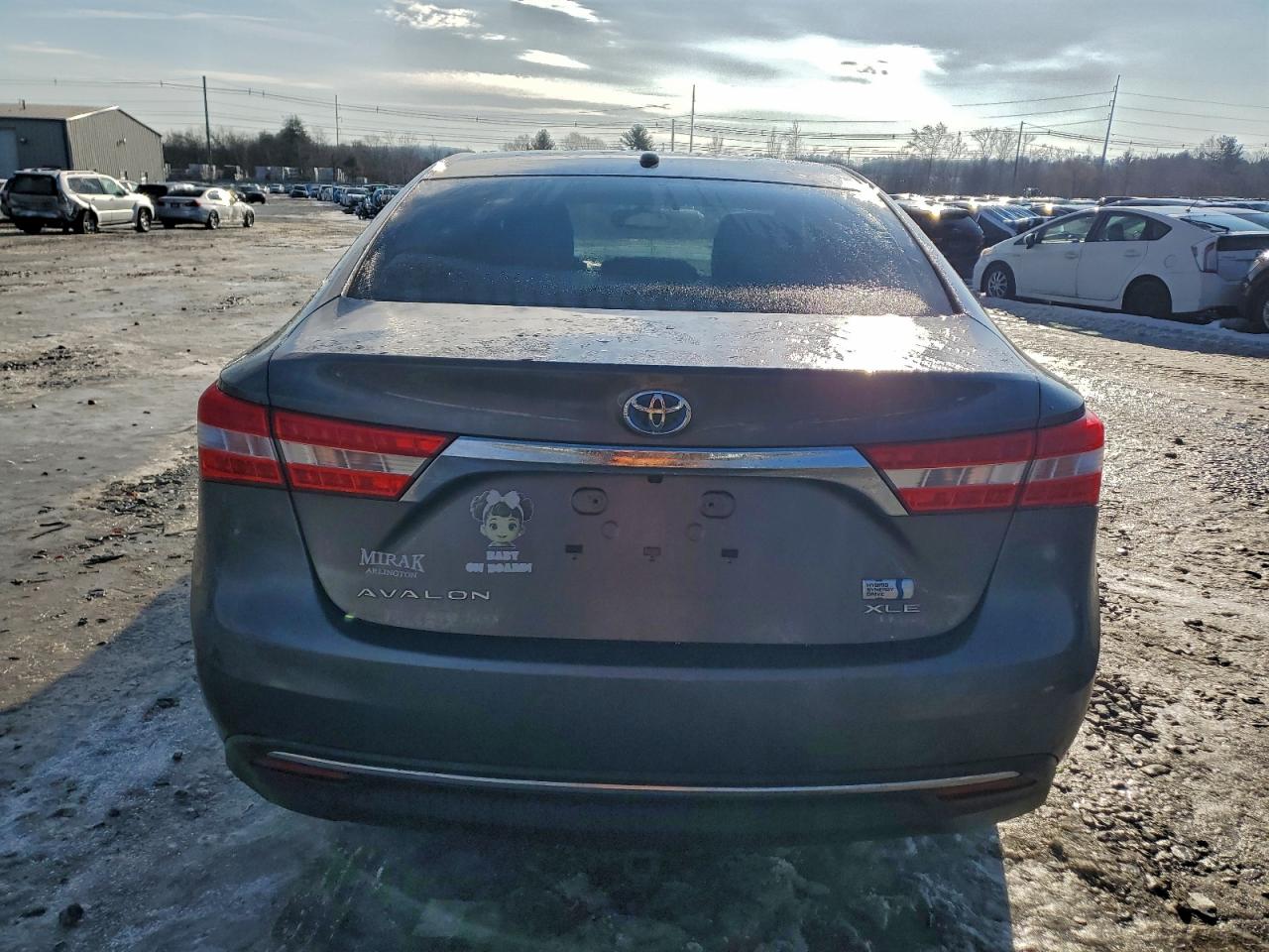 Toyota Avalon Hybrid Image 11