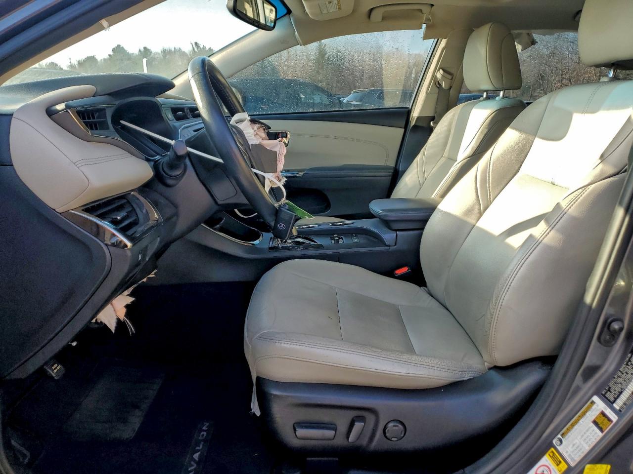 Toyota Avalon Hybrid Image 5