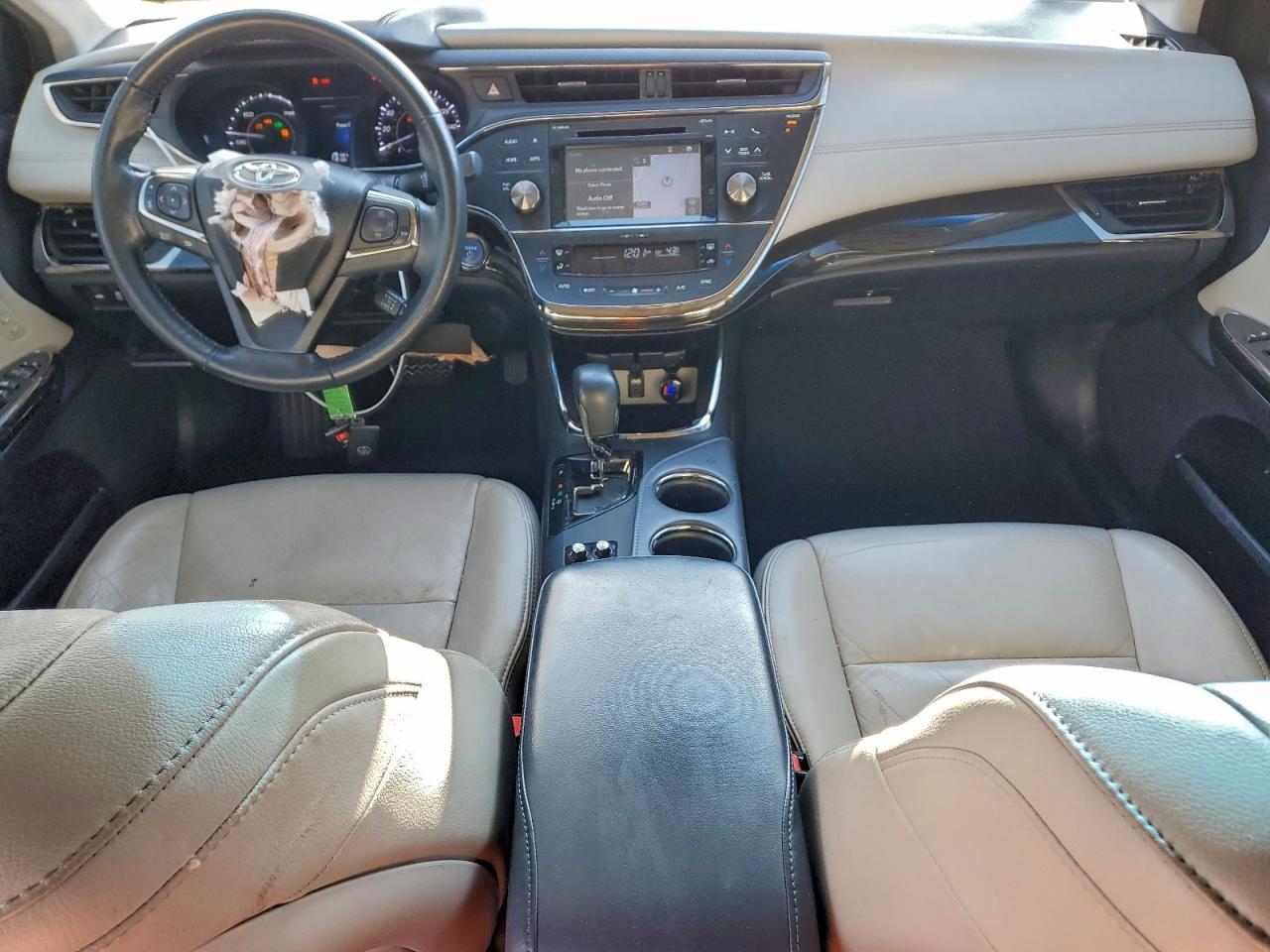 Toyota Avalon Hybrid Image 12