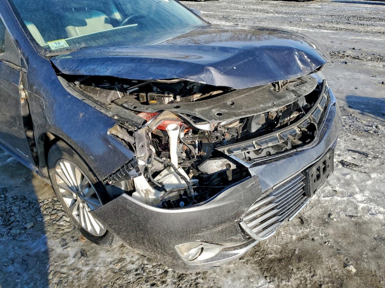 Toyota Avalon Hybrid Image 13