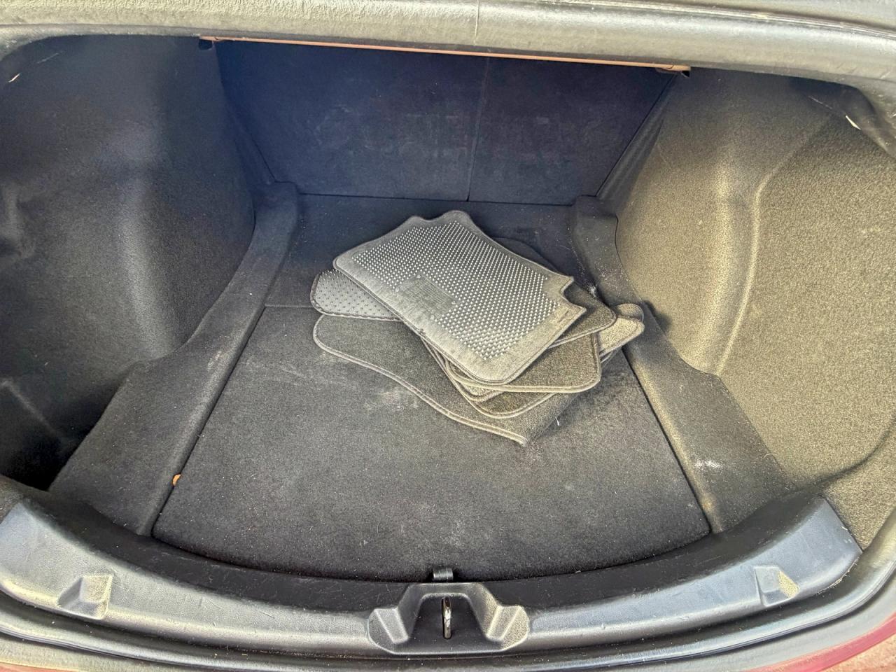 Tesla Model 3 Image 12