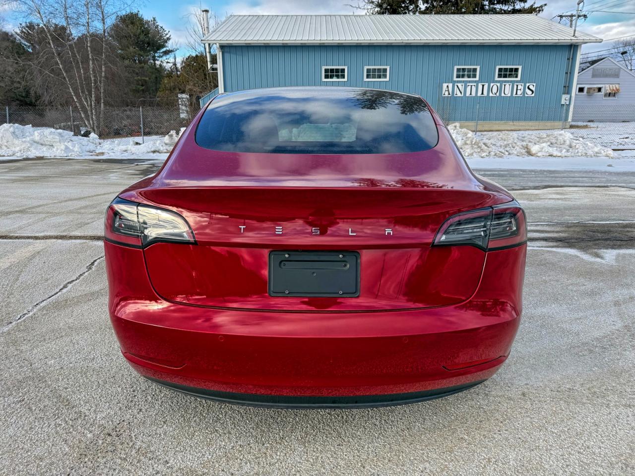 Tesla Model 3 Image 13