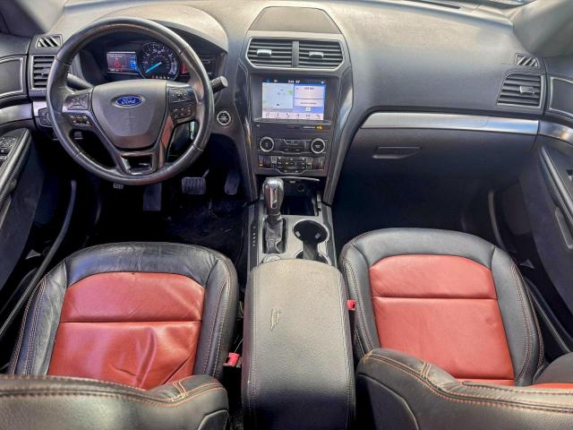 Ford Explorer Xlt Image 10