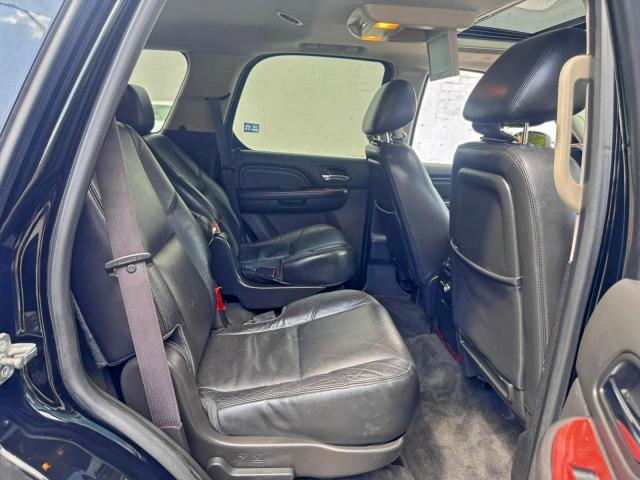 Cadillac Escalade Premium Image 5