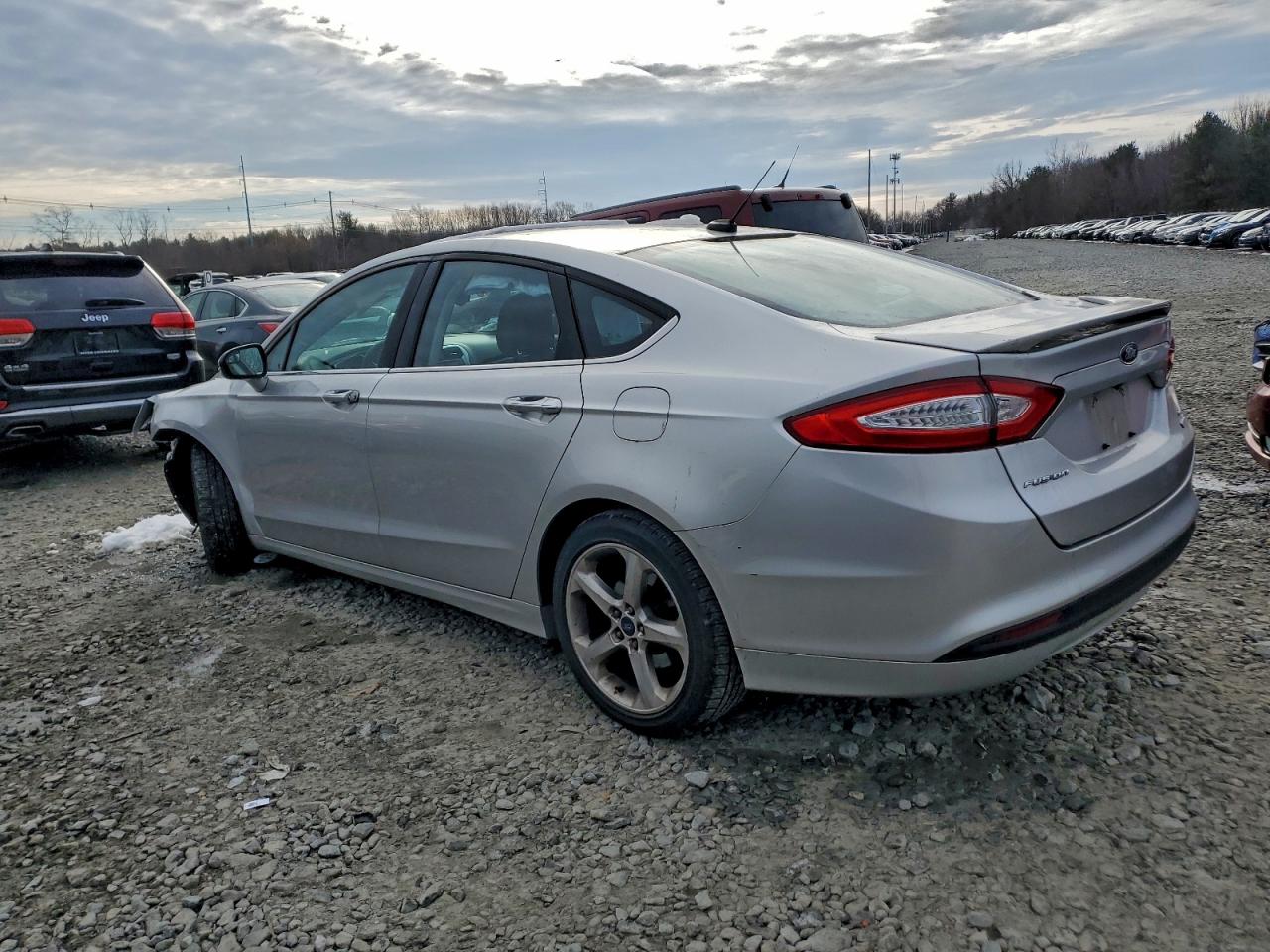 Ford Fusion Se Image 4