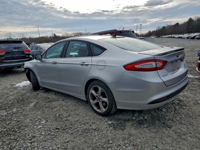 Ford Fusion Se Image 4