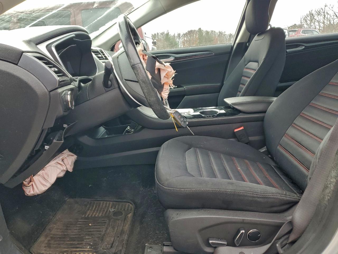 Ford Fusion Se Image 3