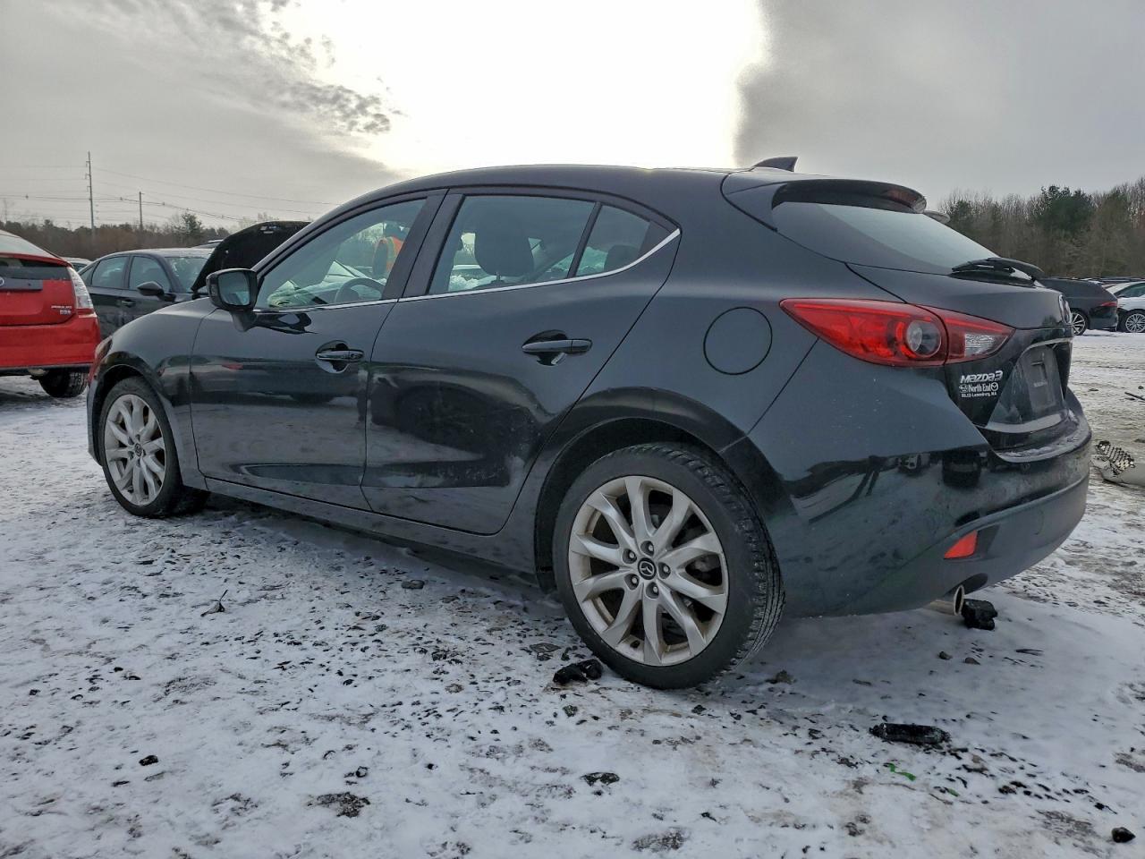 Mazda 3 Touring Image 3