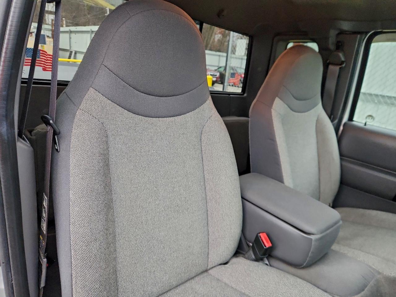 Ford Ranger Super Cab Image 5