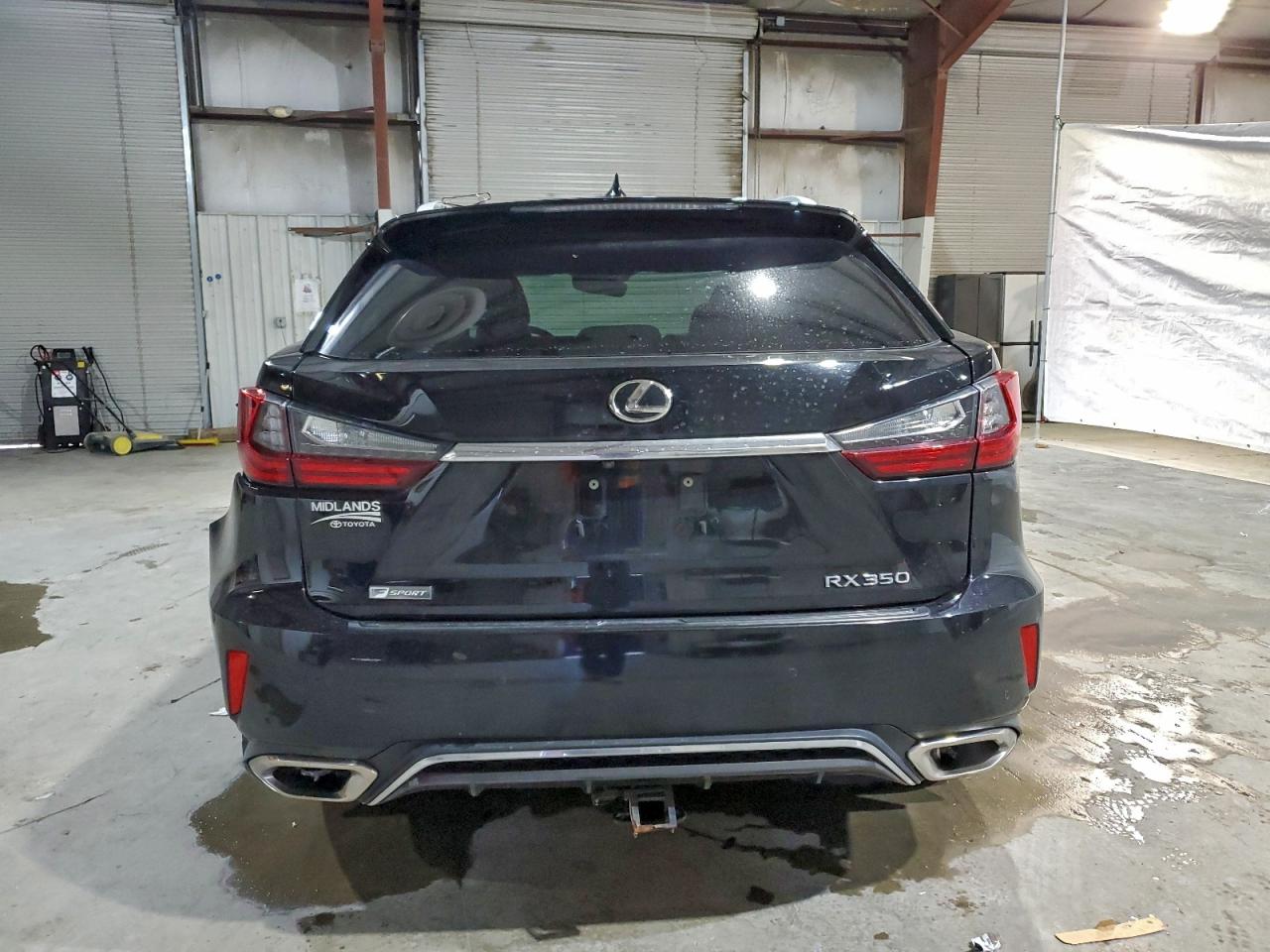 Lexus RX 350 Base Image 12
