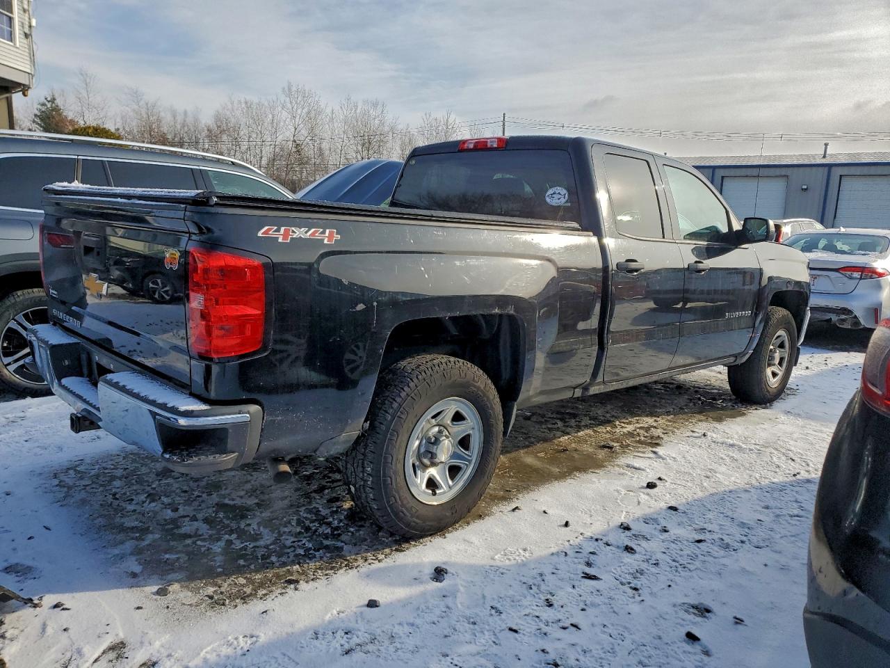 Chevrolet Silverado K1500 Image 8