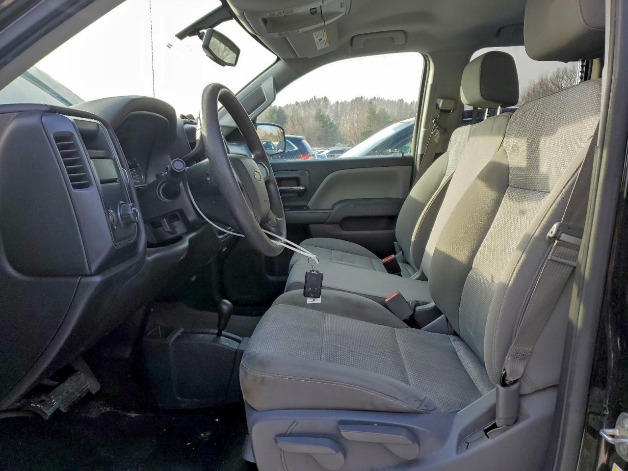 Chevrolet Silverado K1500 Image 5