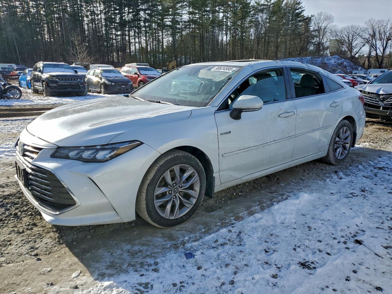 Toyota Avalon Xle Image 1