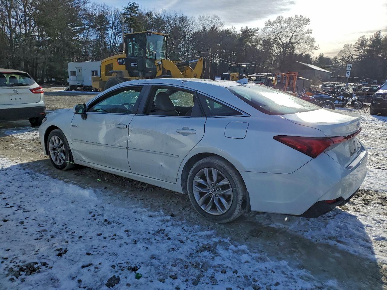 Toyota Avalon Xle Image 3