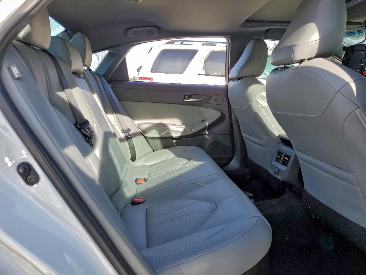 Toyota Avalon Xle Image 12