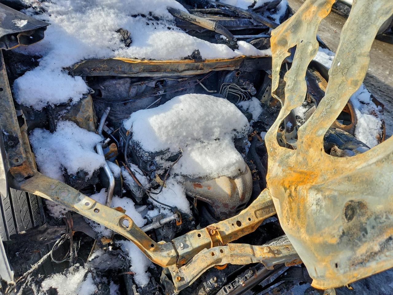 Toyota RAV4 Le Image 2