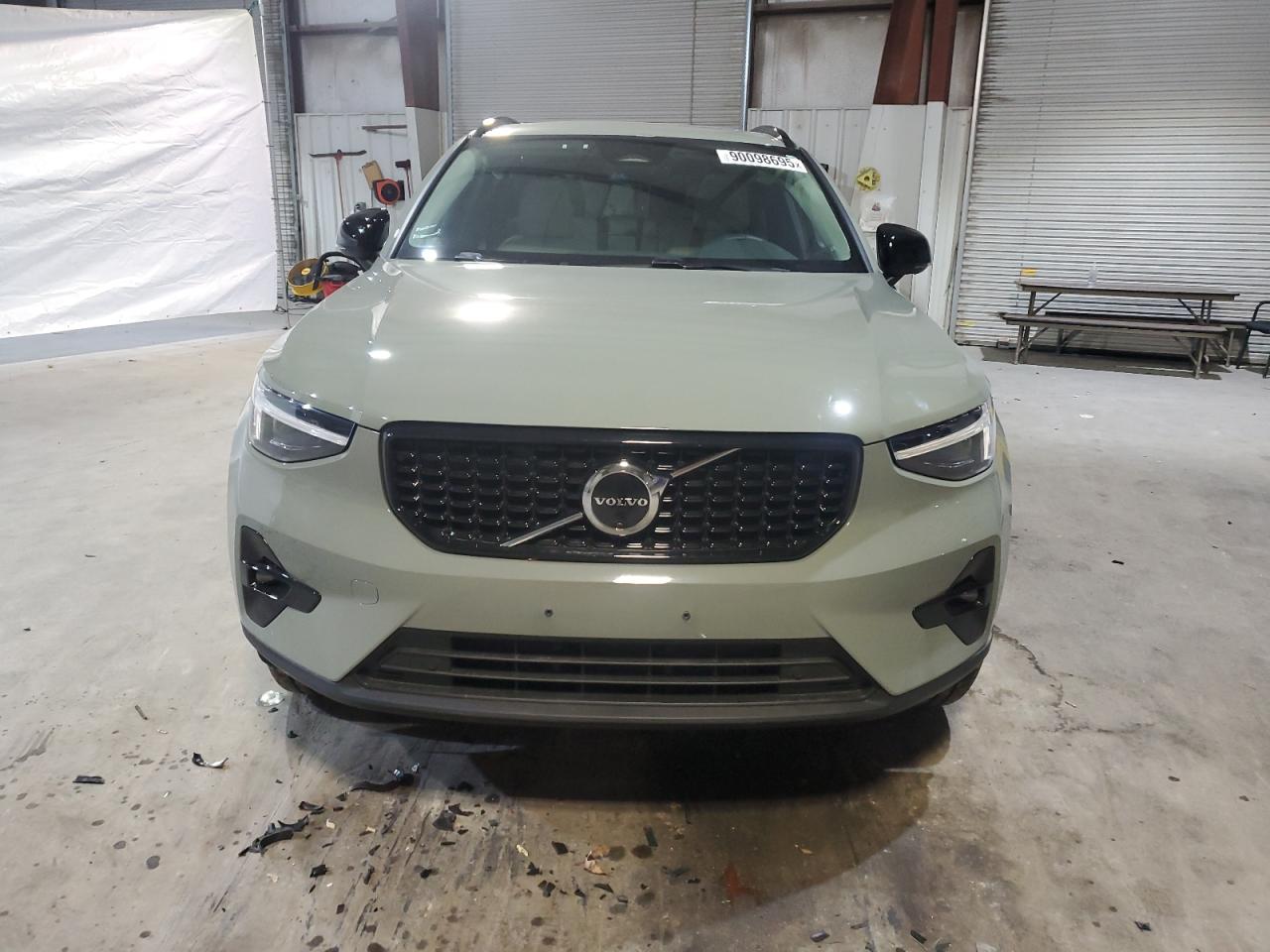 Volvo Xc40 Plus Plus Image 5