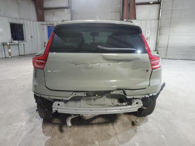 Volvo Xc40 Plus Plus Image 3