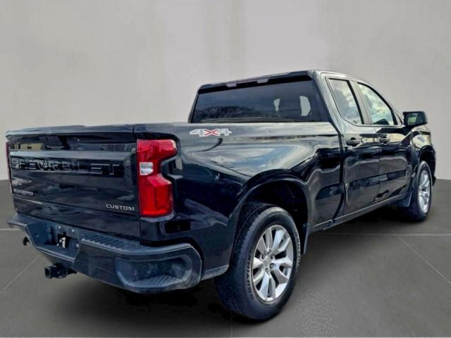 Chevrolet Silverado K1500 Custom Image 4