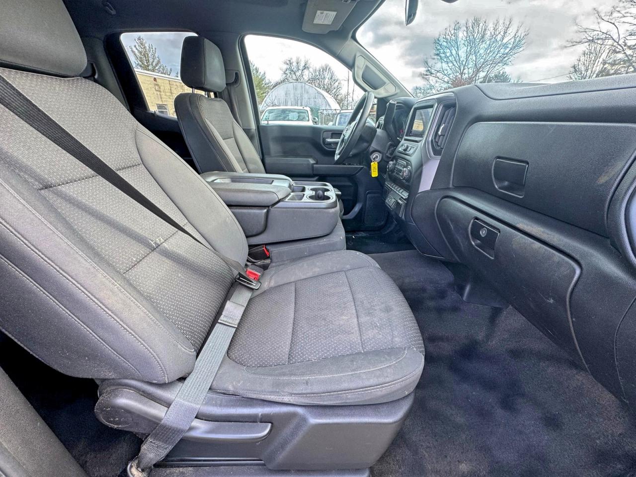 Chevrolet Silverado K1500 Custom Image 9