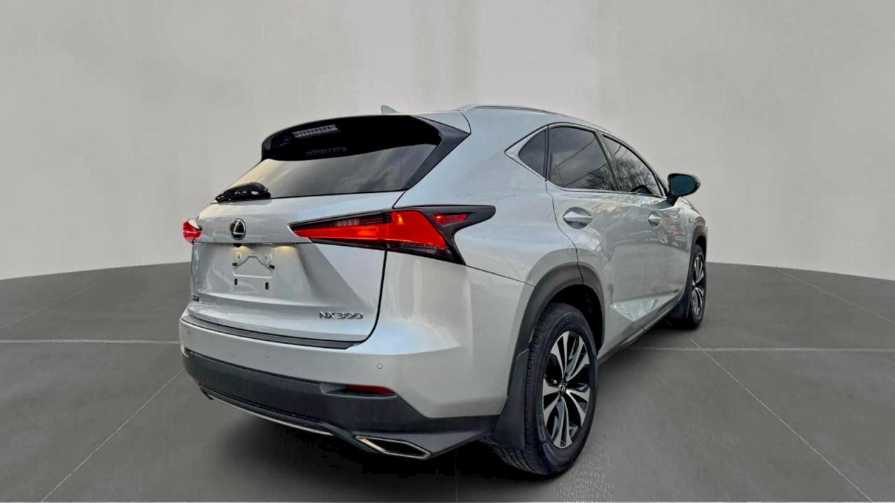 Lexus NX 300 Base Image 8