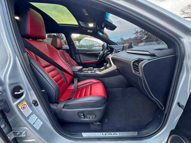 Lexus NX 300 Base Image 10