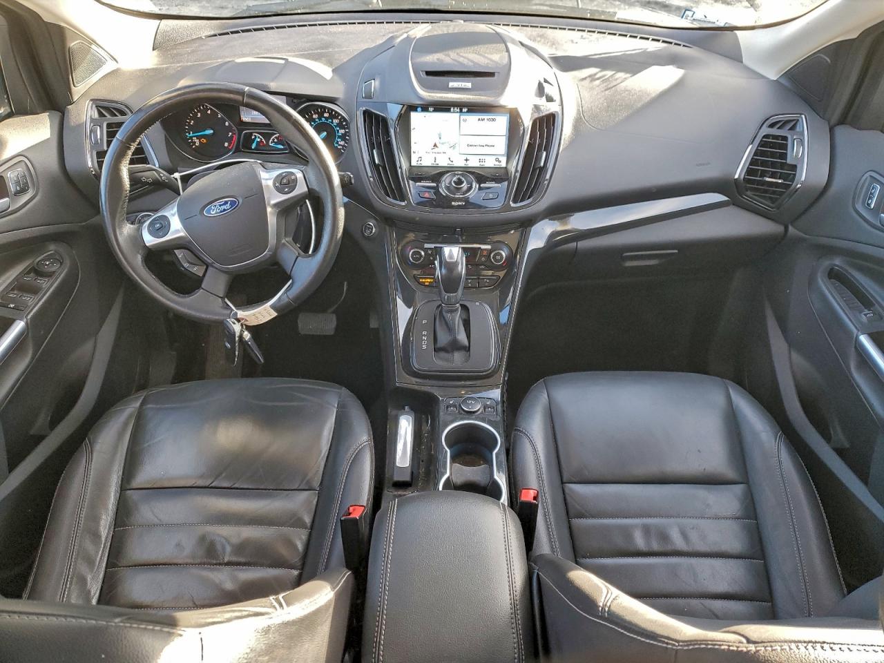 Ford Escape Titanium Image 10