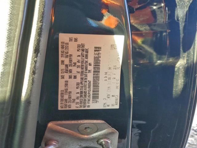 Ford Escape Titanium Image 11