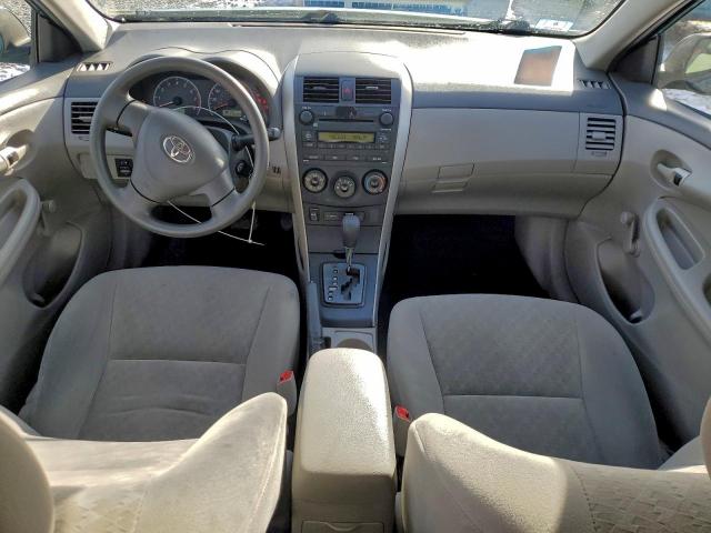 Toyota Corolla Base Image 12