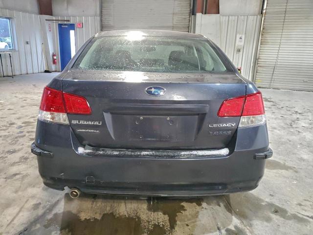 Subaru Legacy 2.5i Premium Image 2